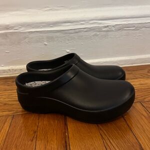 Dansko Kaci Black Women's Mules